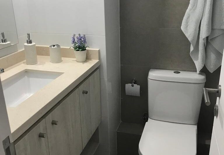 Se arrienda departamento.