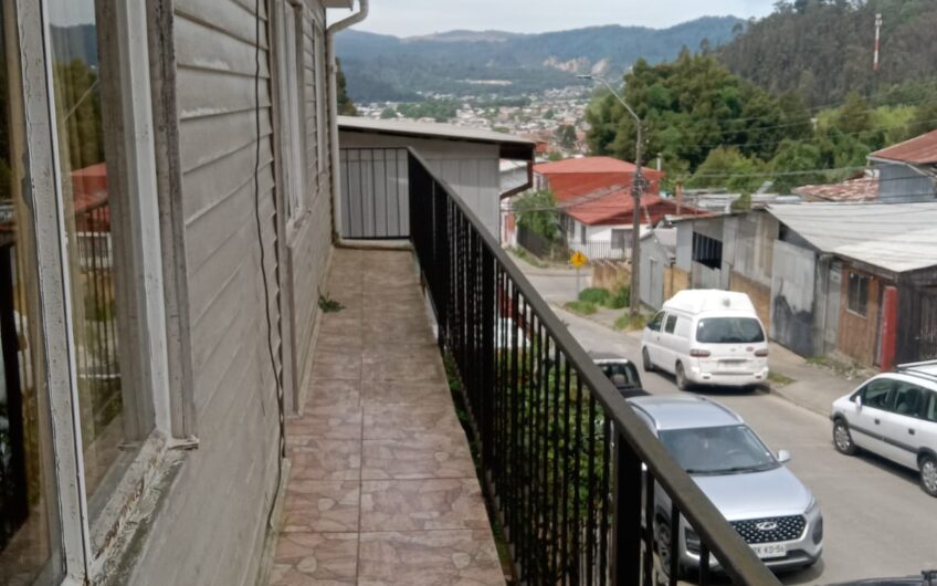 Propiedad de 2 pisos en Concepcion
