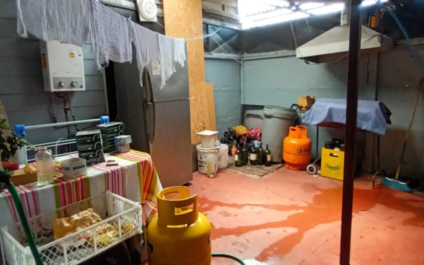 SE VENDE CASA UBICADA EN HUALPÉN