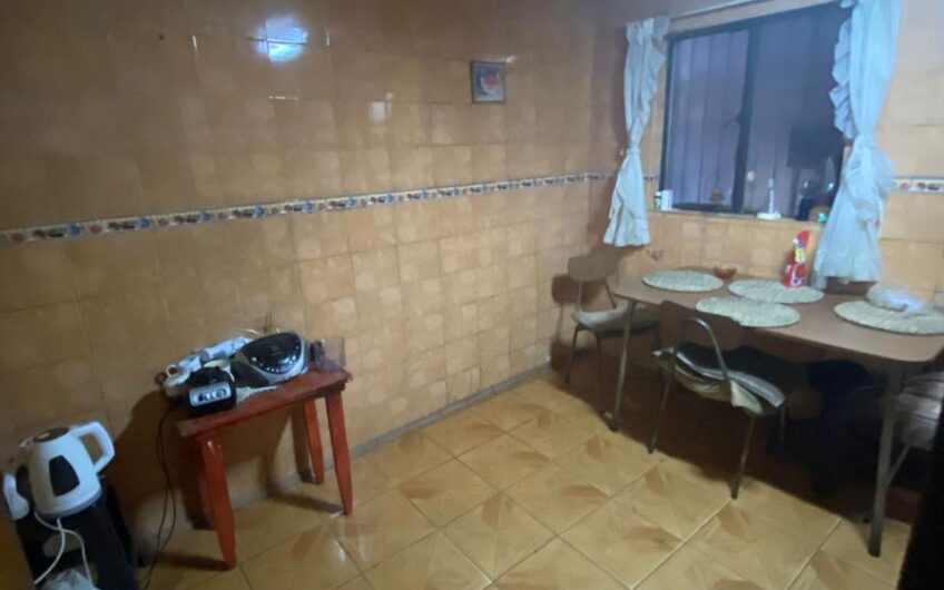 Se vende casa en Chiguayante con local comercial