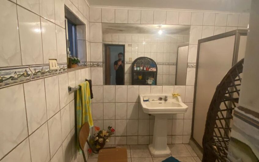 Se vende casa en Chiguayante con local comercial